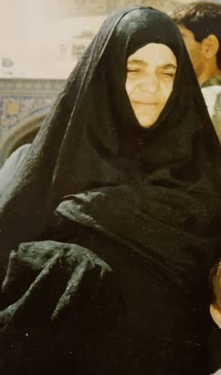 حاجیه خانم زری مصدقی